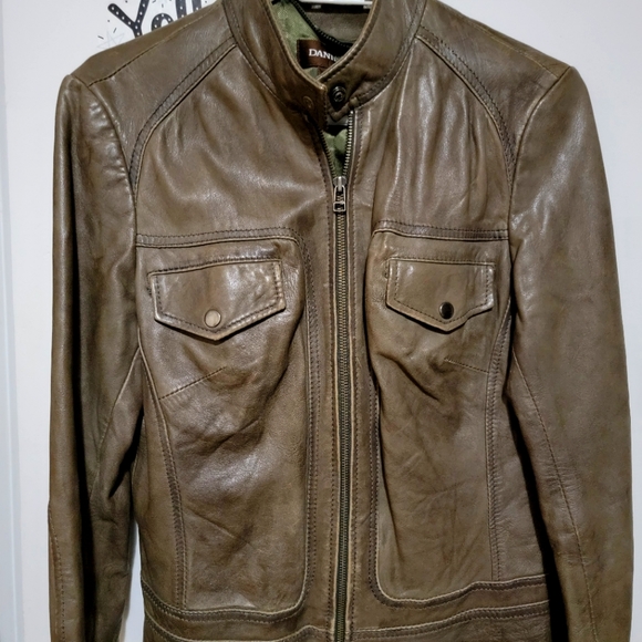 Danier Leather jacket - Picture 1 of 2